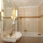 Kastell 4*