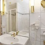 Kastell Отель 4*