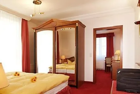 Kastell Hotel