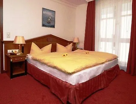 Kastell Hotell 4*